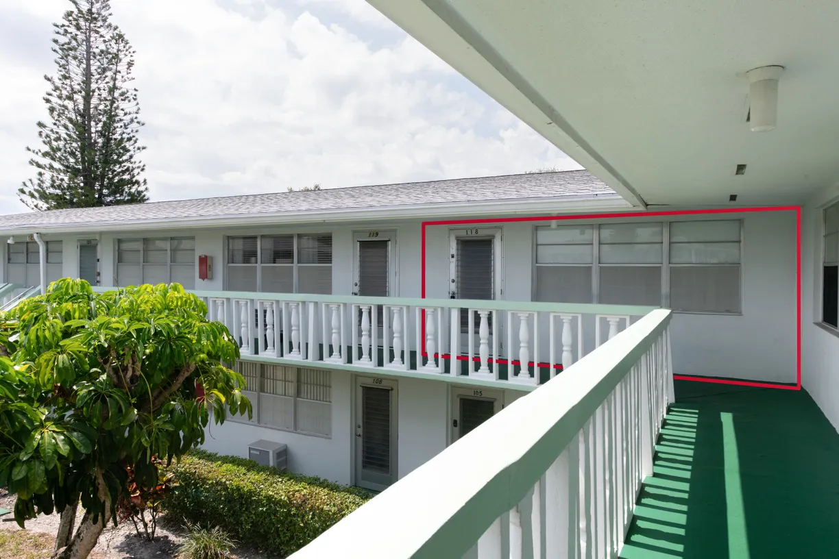 South Florida Real Estate | View 118 Kingswood F, 118 | Listing