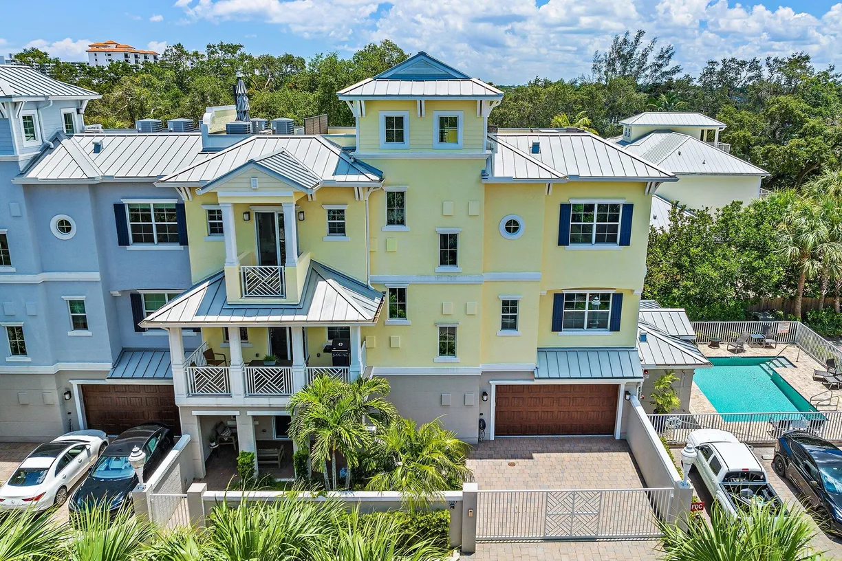 South Florida Real Estate | View 1033 Harbor Villas Drive, 4 | 3 Beds, 4 Baths