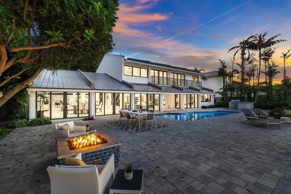 South Florida Real Estate | View 943 Evergreen Drive | Listing