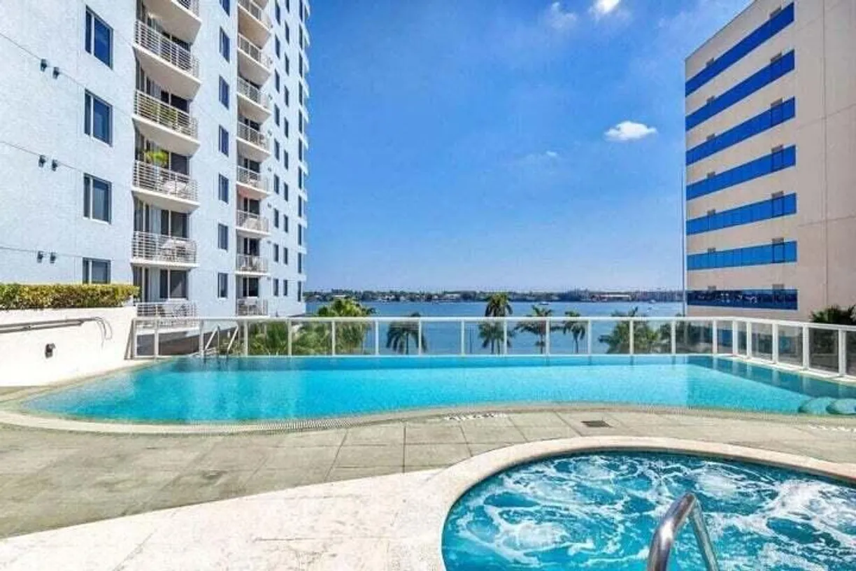 South Florida Real Estate | View 1551 N Flagler Drive, Uph 10 | 1 Bed, 1 Bath
