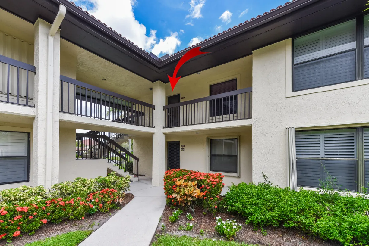 South Florida Real Estate | View 390 SW South River Drive, 202 | Listing