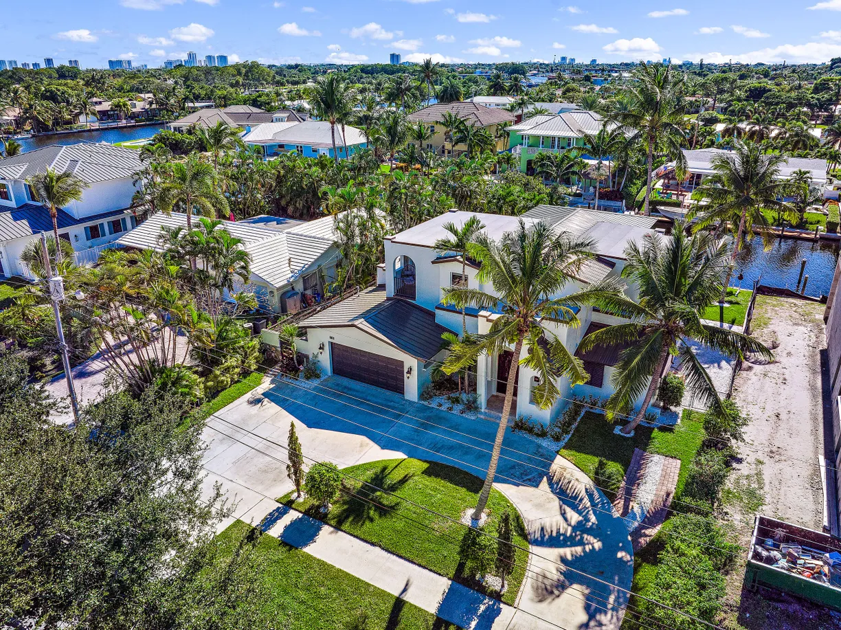 South Florida Real Estate | View 716 Kittyhawk Way | Listing