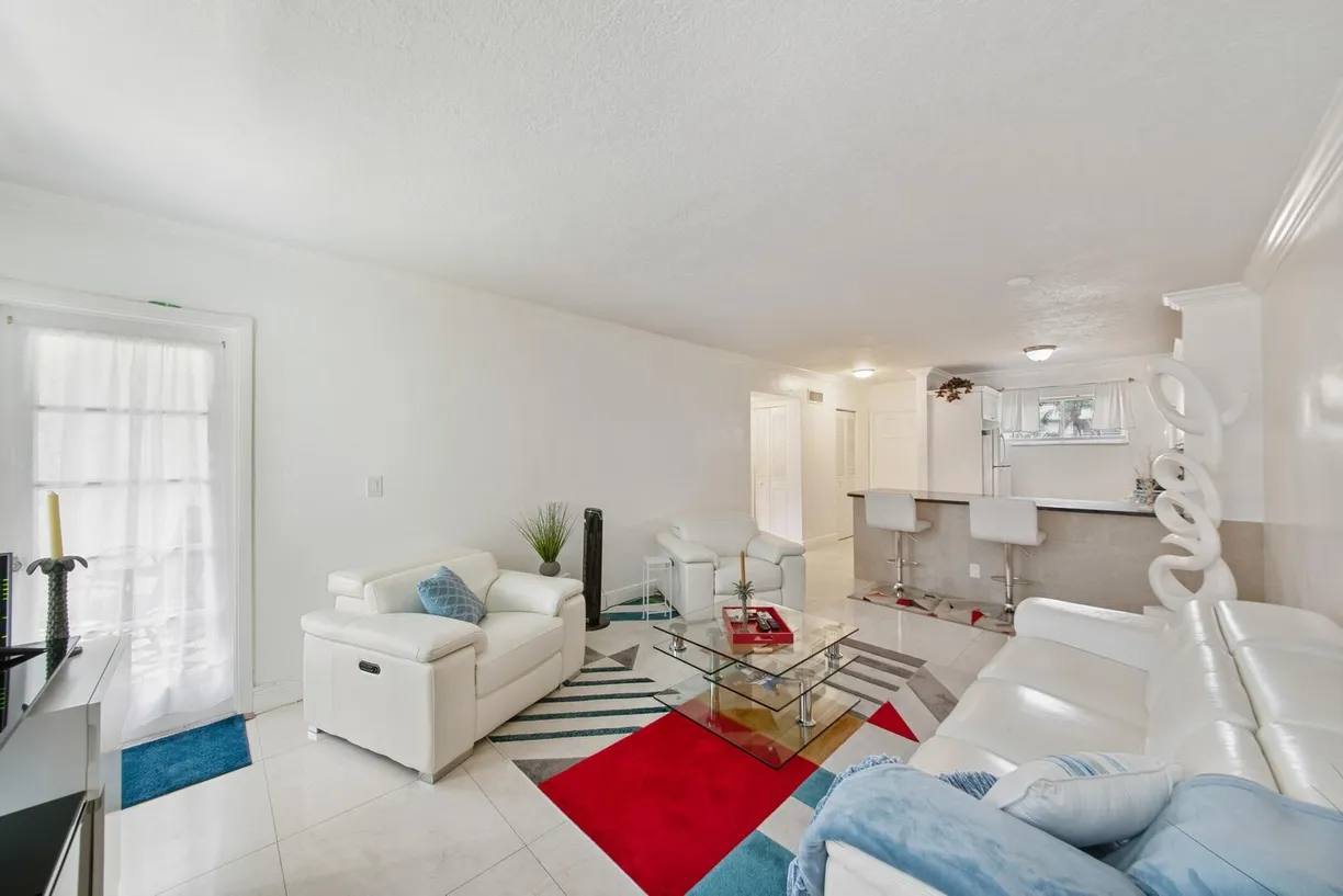 South Florida Real Estate | View 2581 N Garden Drive, 206 | 1 Bed, 1 Bath