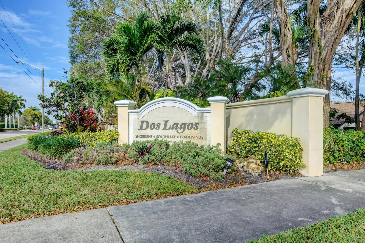 South Florida Real Estate | View 79 Via De Casas Norte | Listing