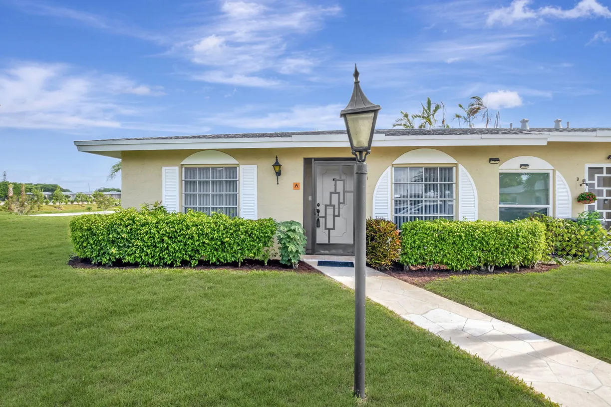 South Florida Real Estate | View 13602 Via Flora, Unit A | 2 Beds, 2 Baths