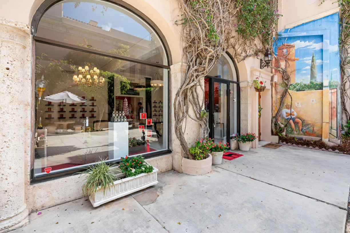 South Florida Real Estate | View 256 Worth Avenue