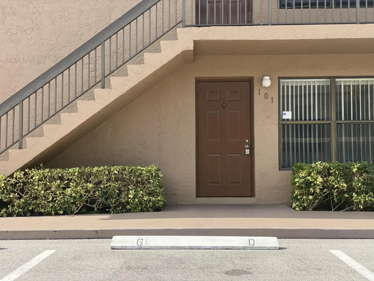 South Florida Real Estate | View 10006 Winding Lake Road, 101 | 2 Beds, 2 Baths
