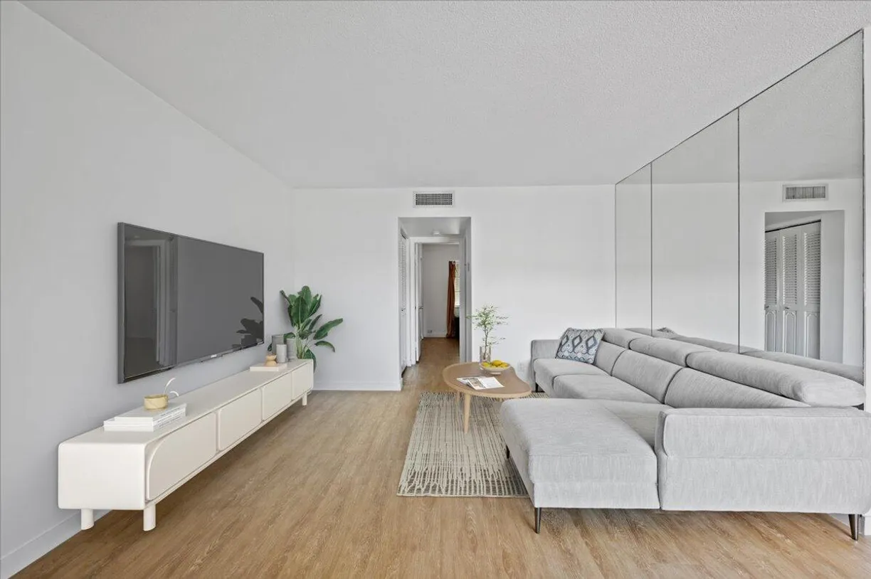 South Florida Real Estate | View 4201 S Ocean Boulevard, H7 | 1 Bed, 1 Bath