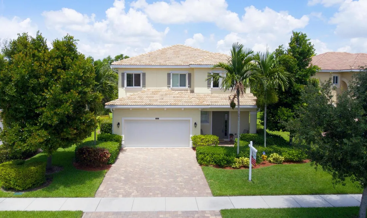 South Florida Real Estate | View 8421 Lyons Ranches Road | 4 Beds, 2 Baths