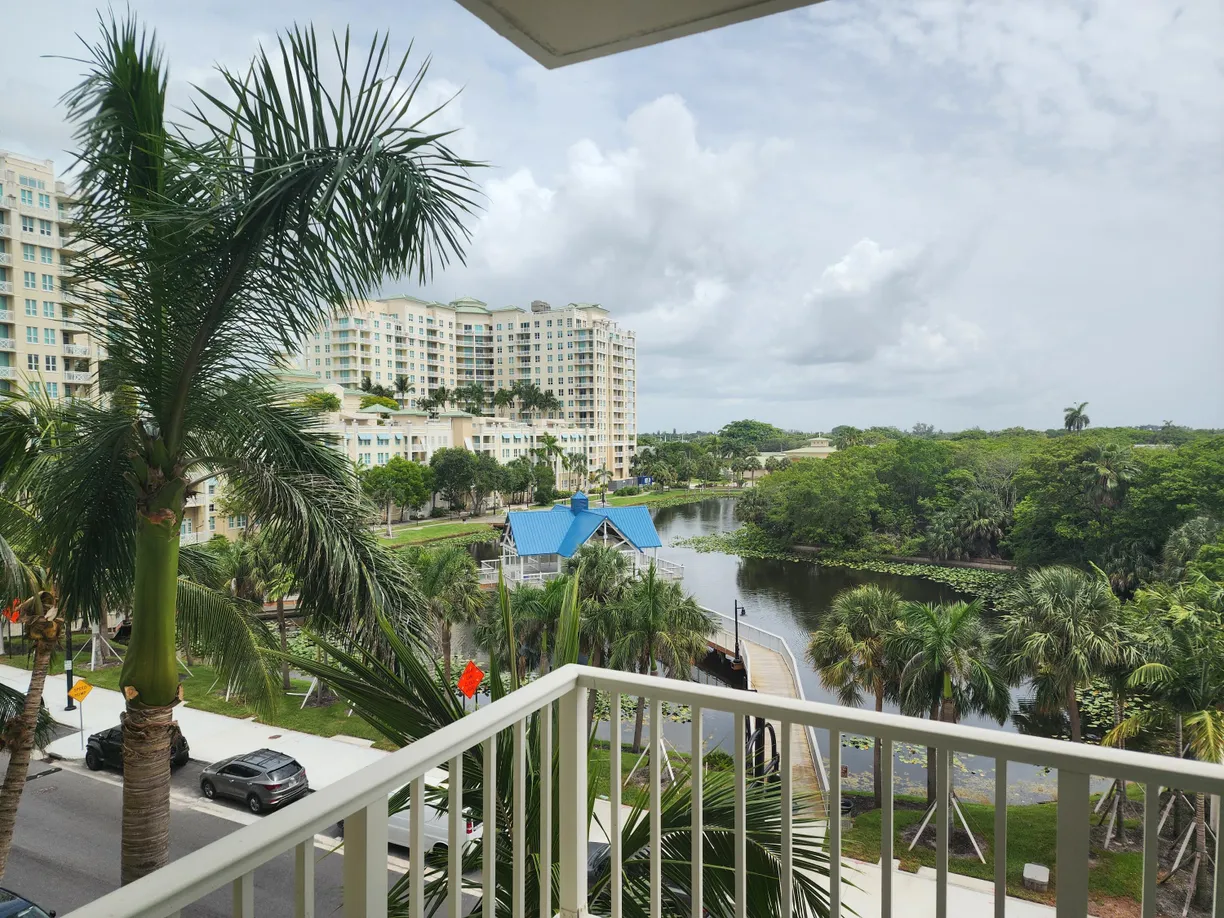 South Florida Real Estate | View 700 E Boynton Beach Boulevard, 510 | 2 Beds, 2 Baths