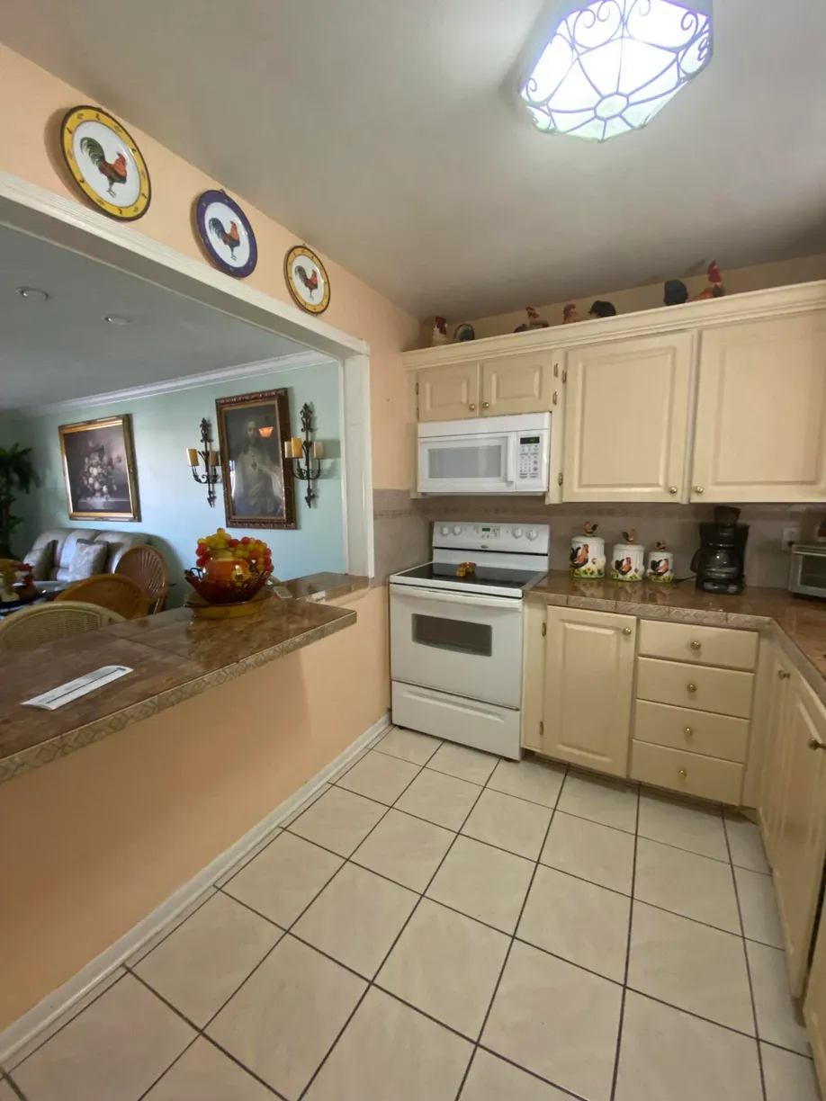 South Florida Real Estate | View 715 Lori Drive, 302 | Listing