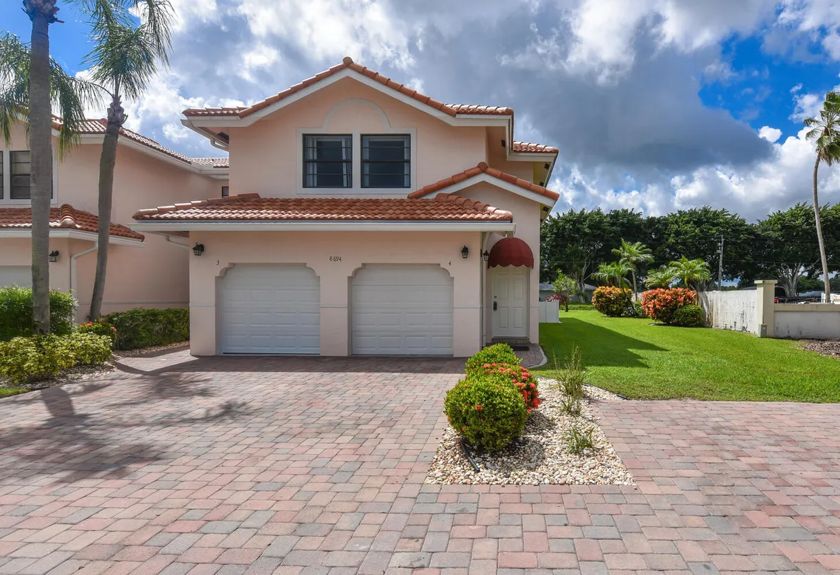 South Florida Real Estate | View 8694 Via Reale, 4 (61u) | 3 Beds, 2 Baths