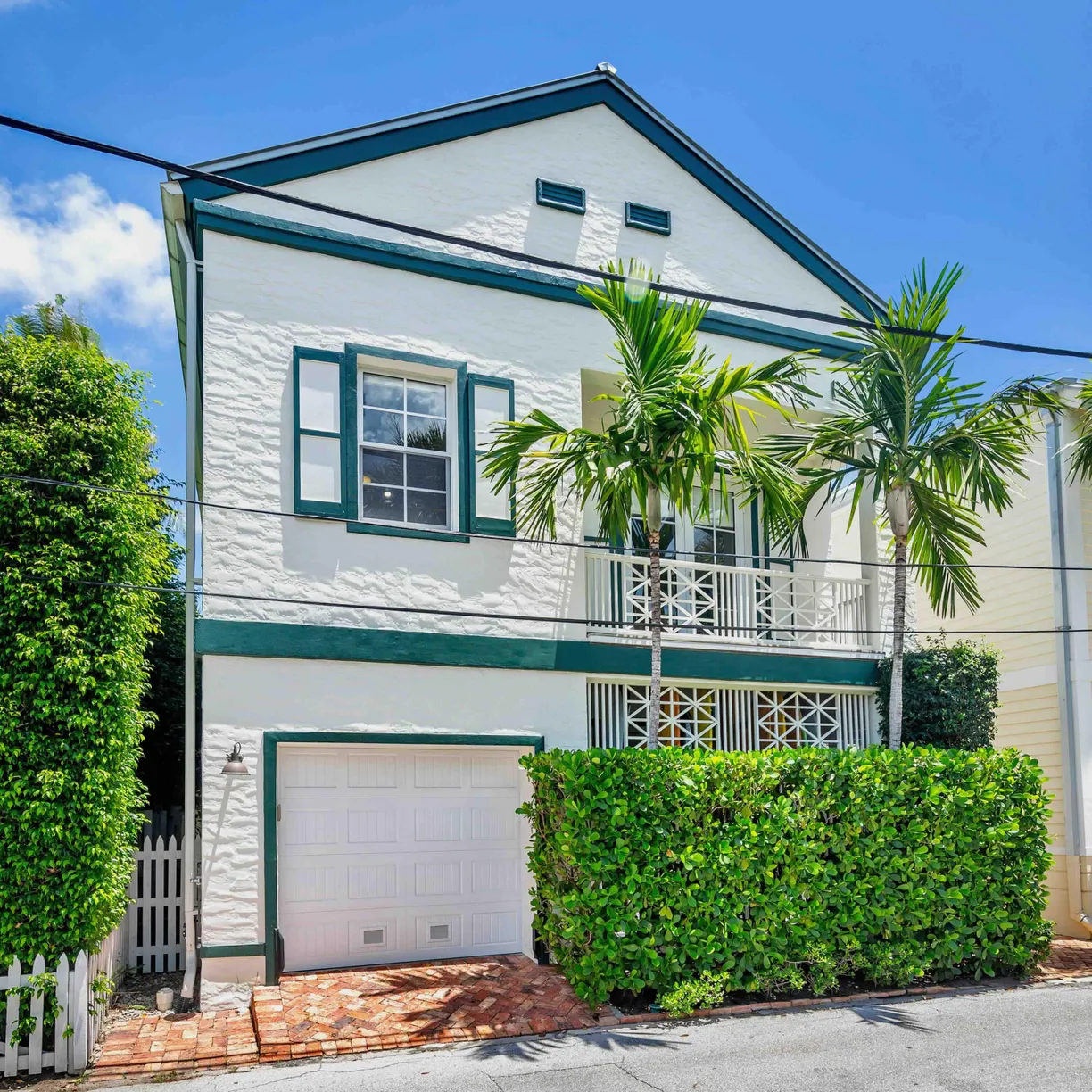 South Florida Real Estate | View 135 Root Trail, B | 2 Beds, 2 Baths