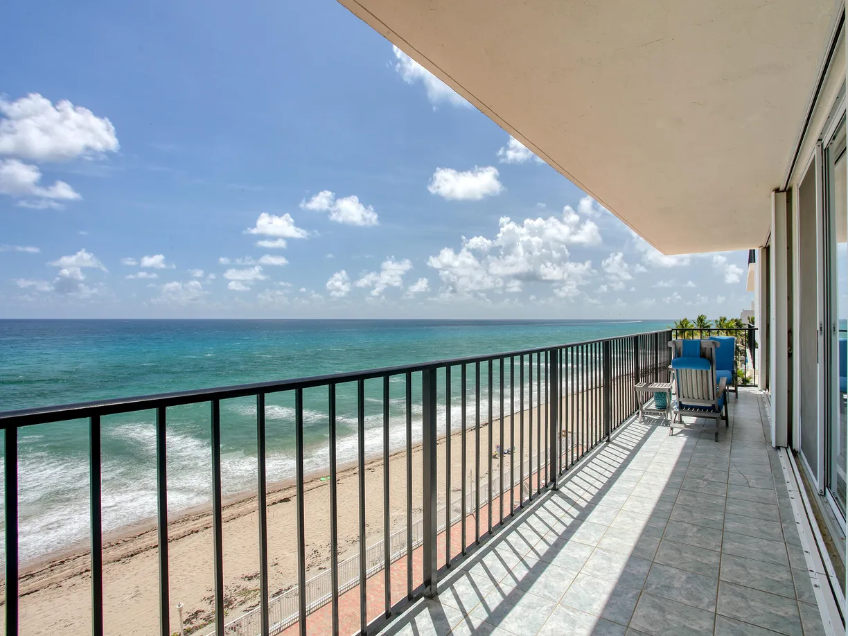 South Florida Real Estate | View 3456 S Ocean Boulevard, 5020 | 2 Beds, 2 Baths