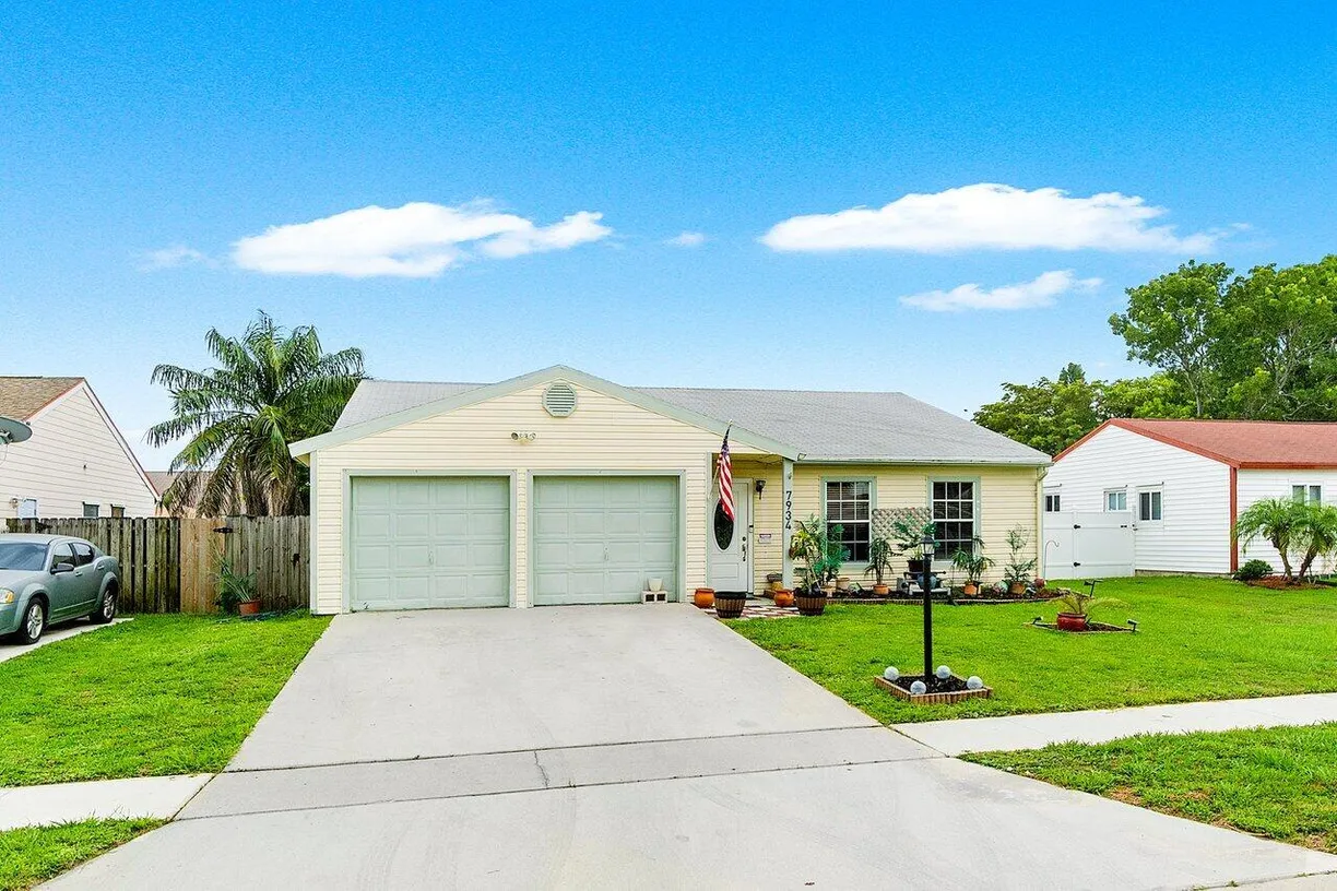 South Florida Real Estate | View 7934 Burlwood Lane | Listing