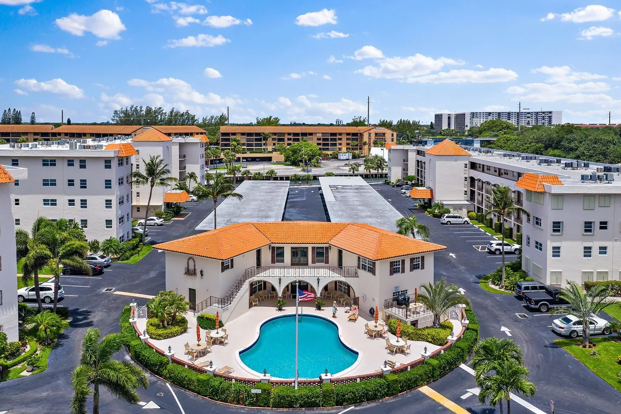 South Florida Real Estate | View 29 Yacht Club Drive, 407 | Listing
