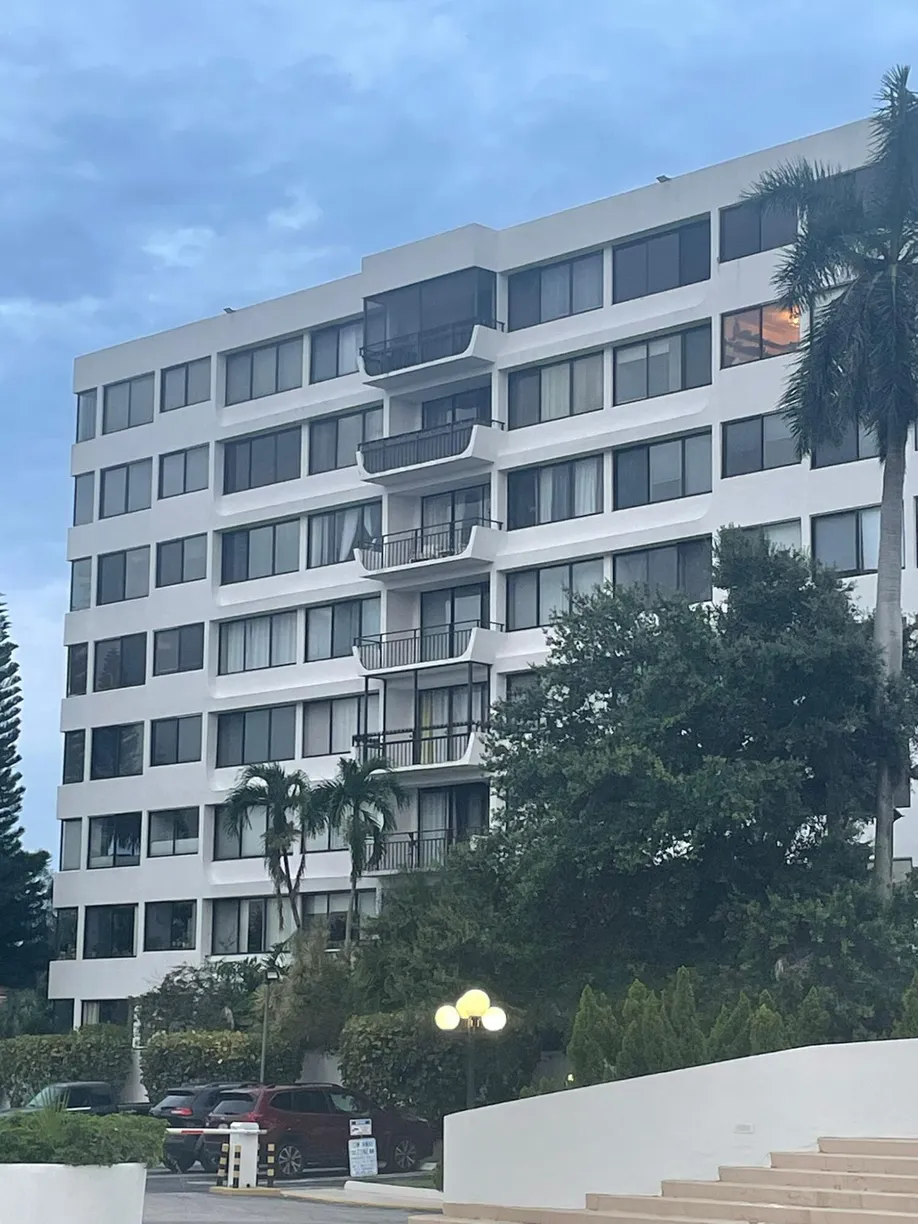 South Florida Real Estate | View 1500 Presidential Way, 802 | 2 Beds, 2 Baths