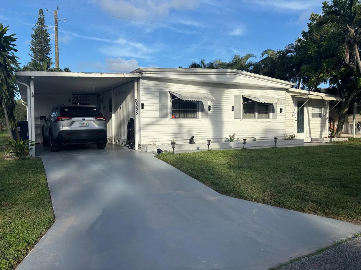 South Florida Real Estate | View 6358 S Ash Ln | 2 Beds, 2 Baths