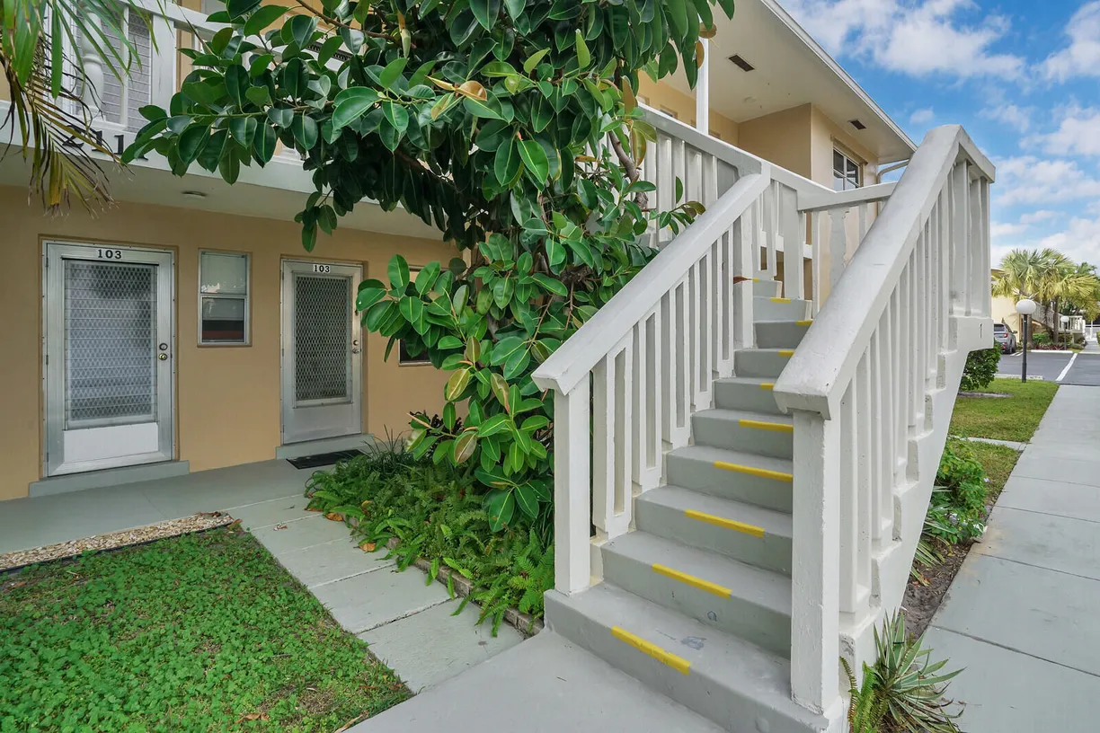 South Florida Real Estate | View 2111 NE 1st Court, 204 | Listing