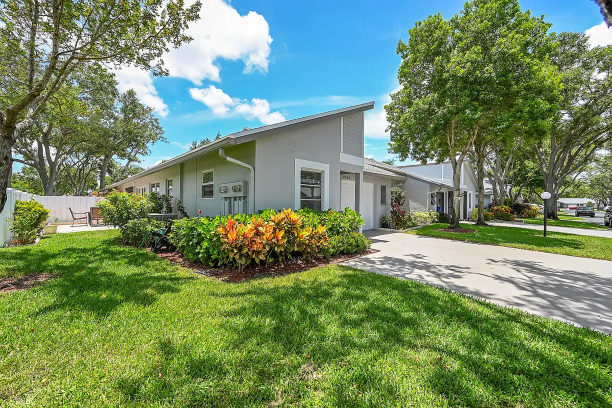 South Florida Real Estate | View 8624 Jasmine Way | Listing