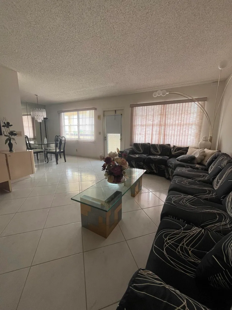 South Florida Real Estate | View 4063 Wolverton D | Listing