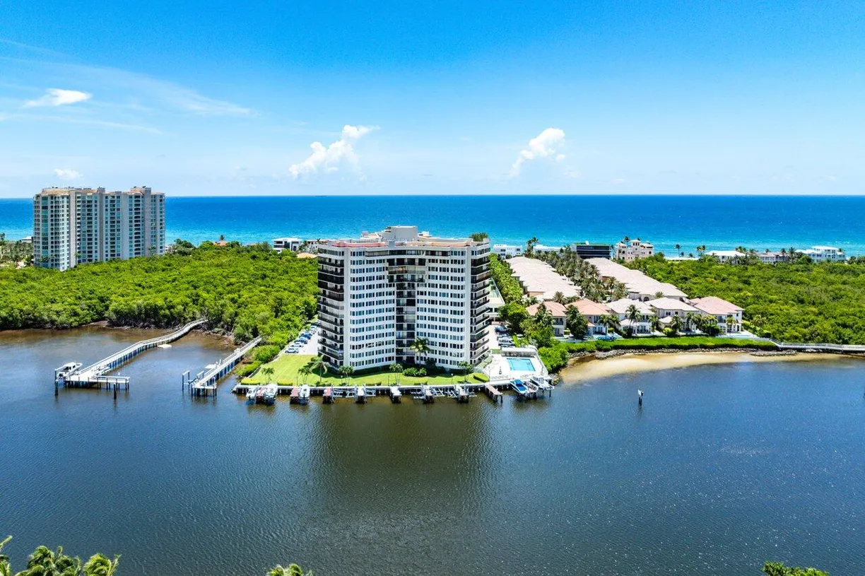 South Florida Real Estate | View 3912 S Ocean Boulevard, 1115 | 2 Beds, 2 Baths