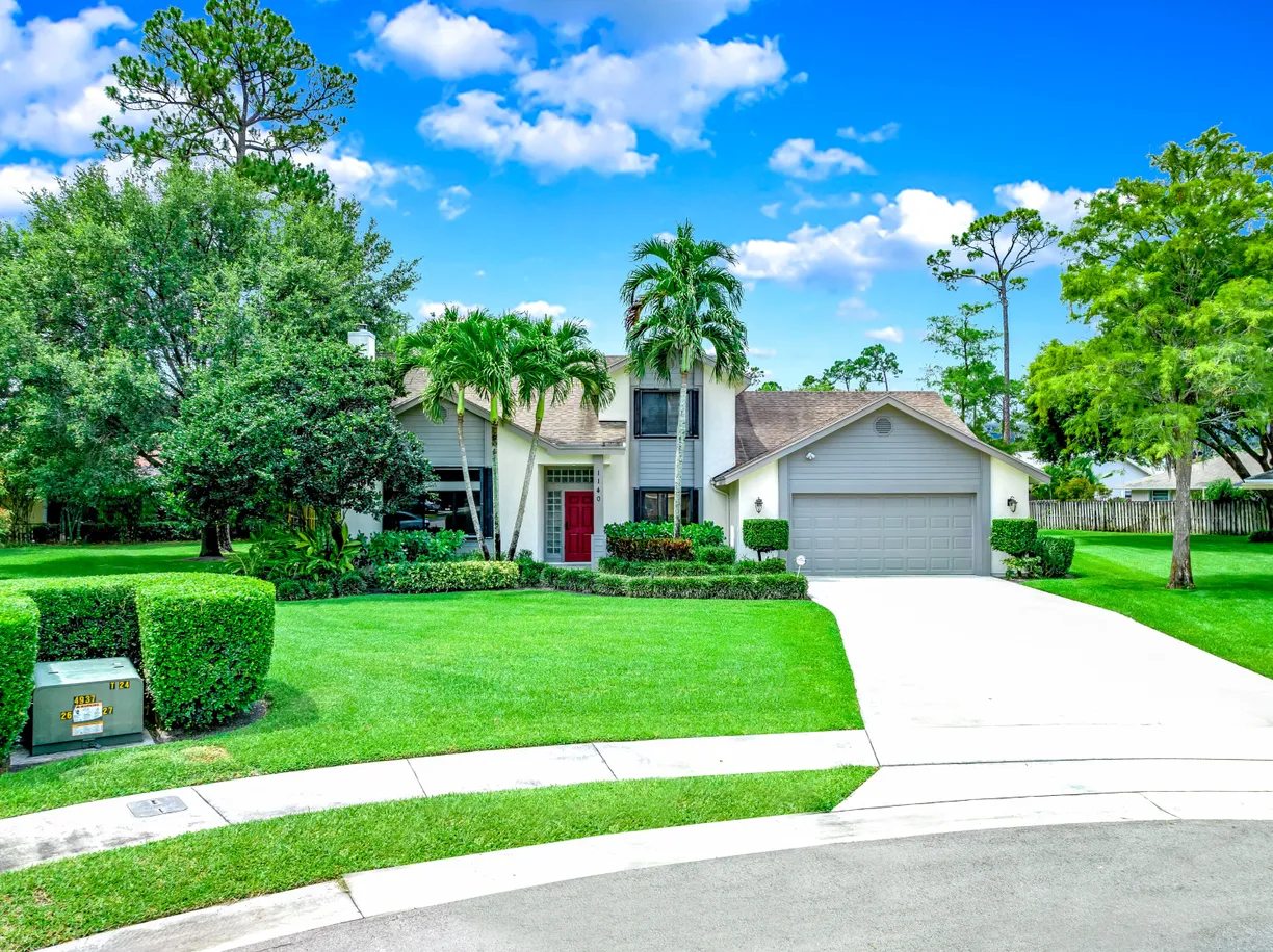 South Florida Real Estate | View 1140 Northumberland Court | 4 Beds, 3 Baths