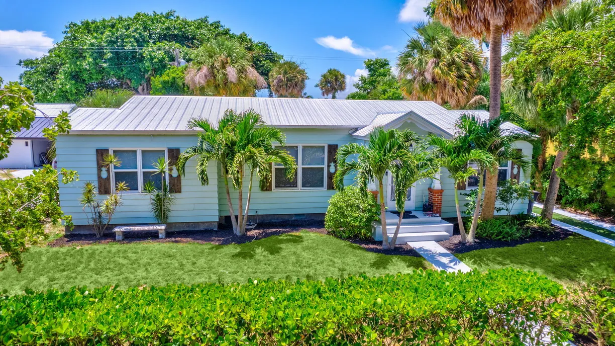 South Florida Real Estate | View 310 30th Street | 3 Beds, 2 Baths
