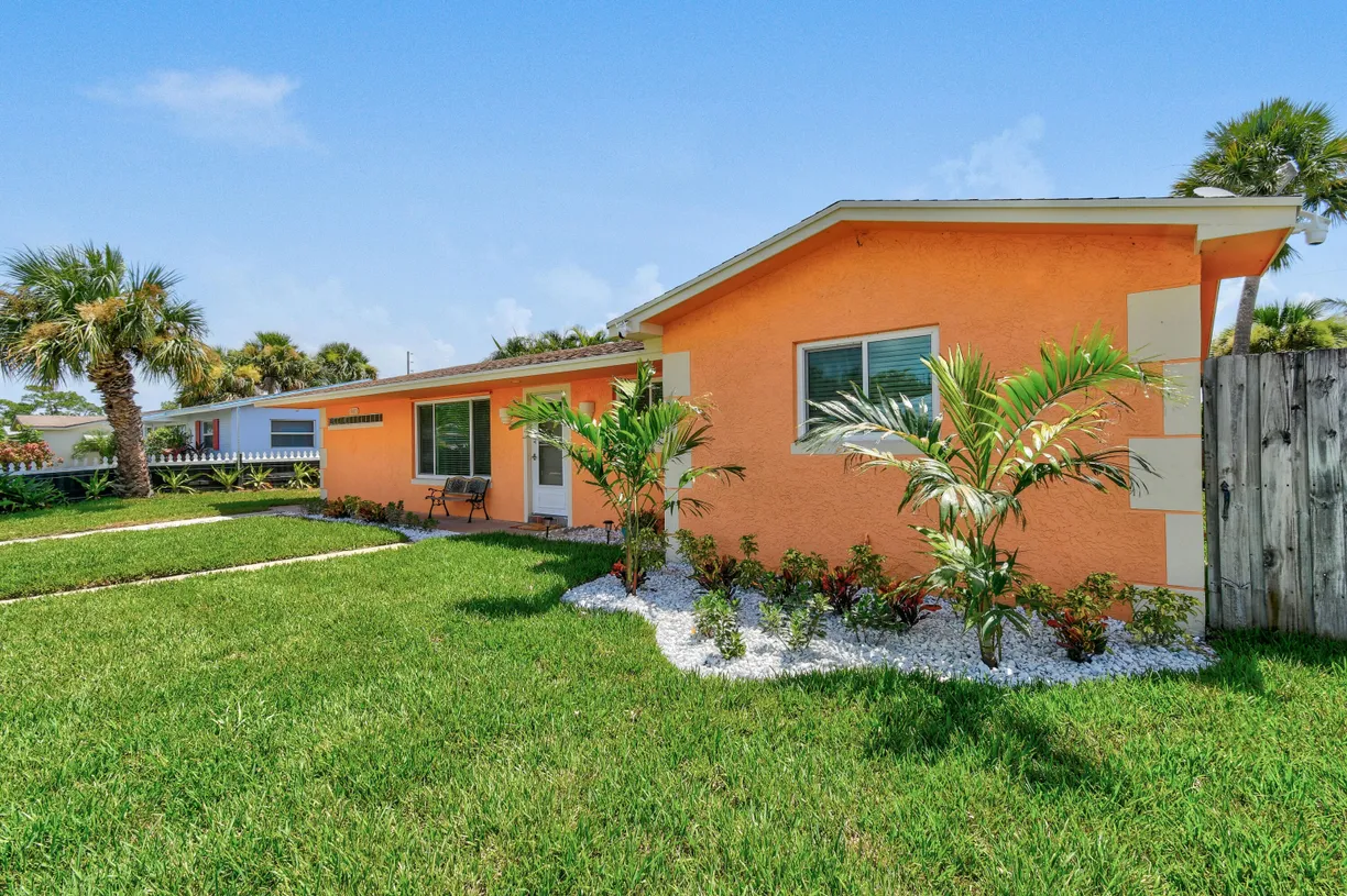 South Florida Real Estate | View 19005 SE Southgate Drive | Listing