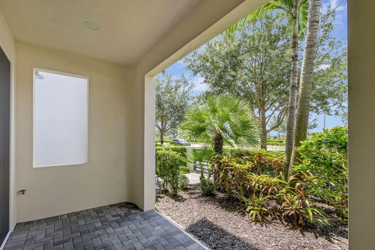 South Florida Real Estate | View 13392 Alton Road | Listing
