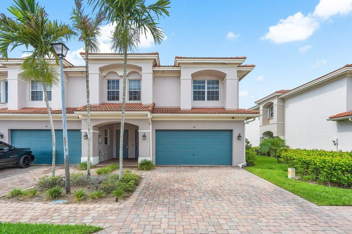 South Florida Real Estate | View 40 Lancaster Road | 3 Beds, 2 Baths