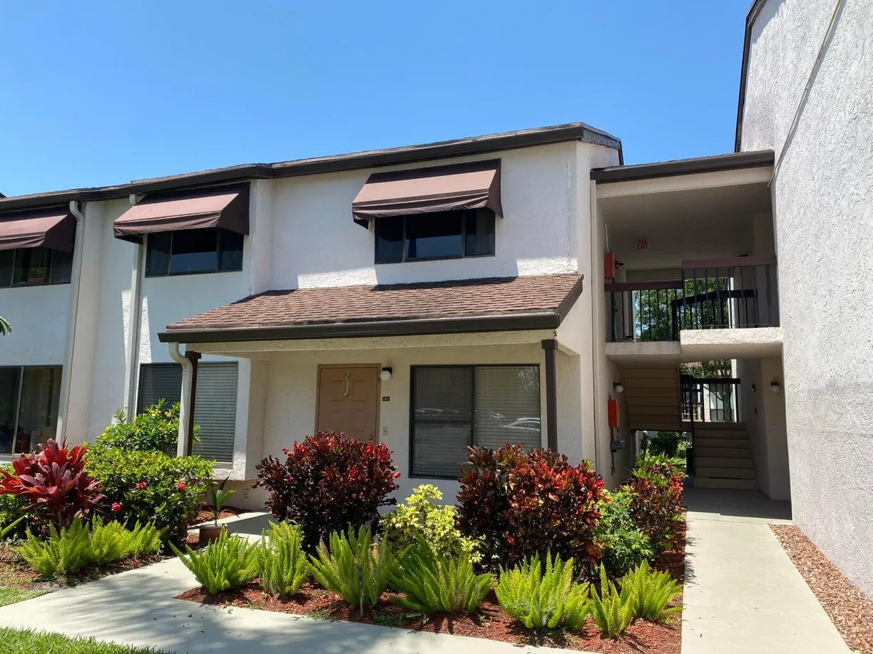 South Florida Real Estate | View 5040 Rose Hill Drive, 204 | Listing