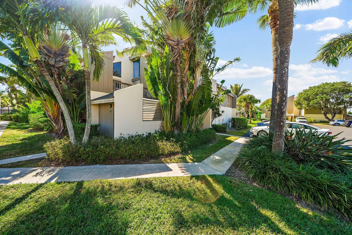 South Florida Real Estate | View 1605 S Us Highway 1, Sl5a | Listing