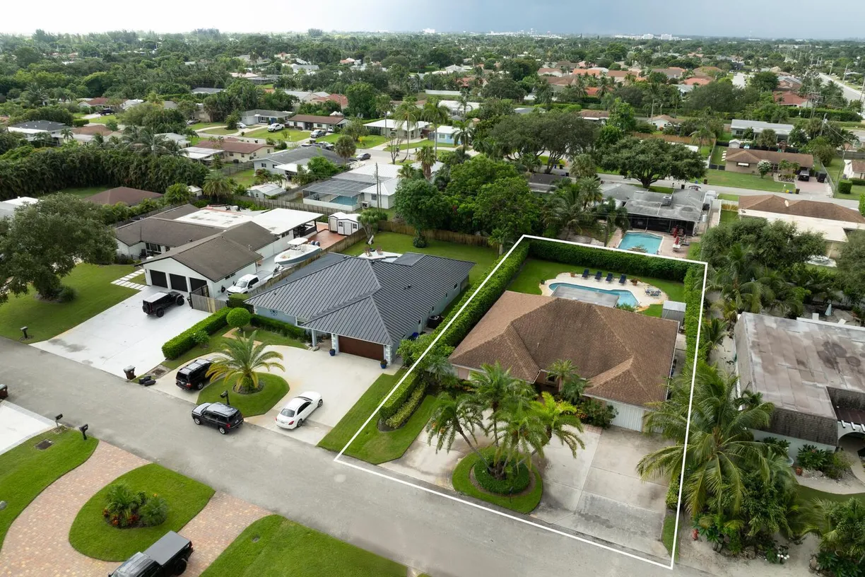 South Florida Real Estate | View 1912 Antigua Road | Listing