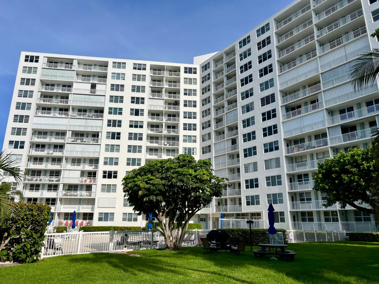 South Florida Real Estate | View 201 N Ocean Boulevard, 302 | Listing