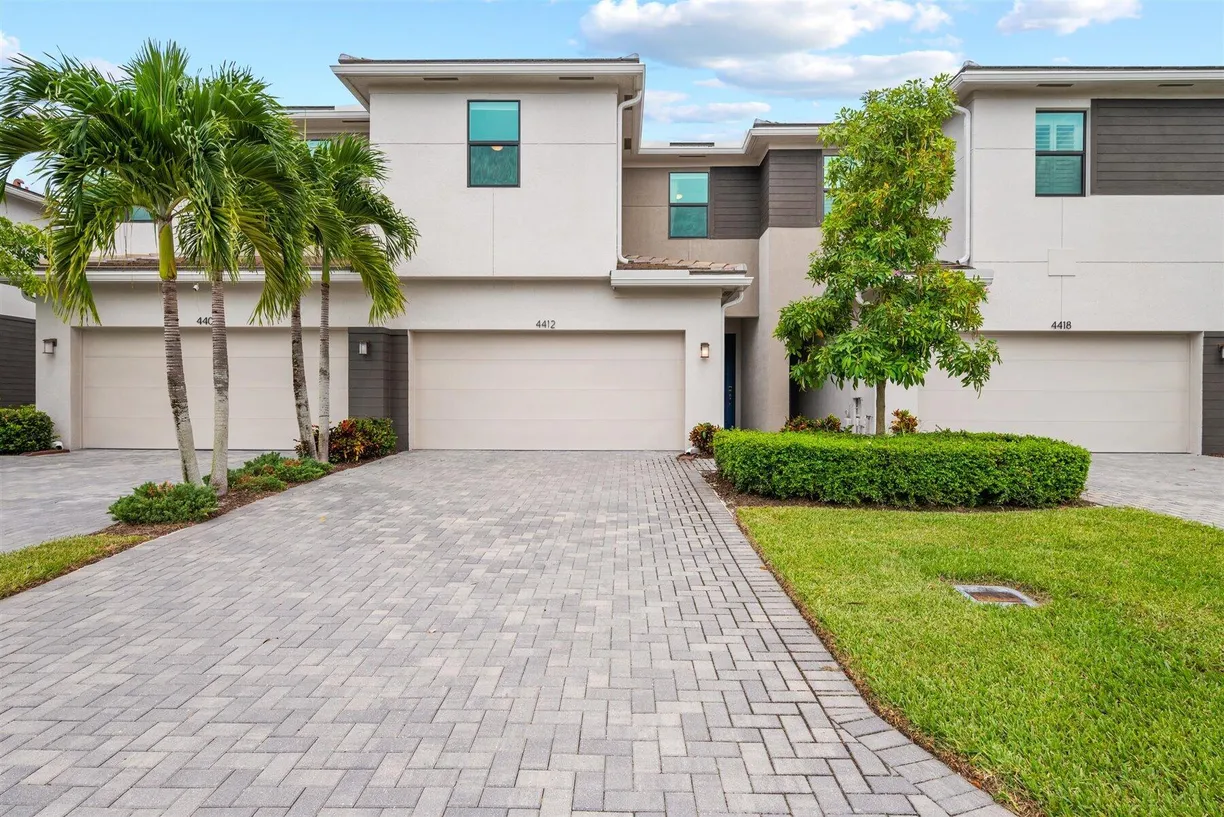 South Florida Real Estate | View 4412 Serpens Lane | 3 Beds, 2 Baths