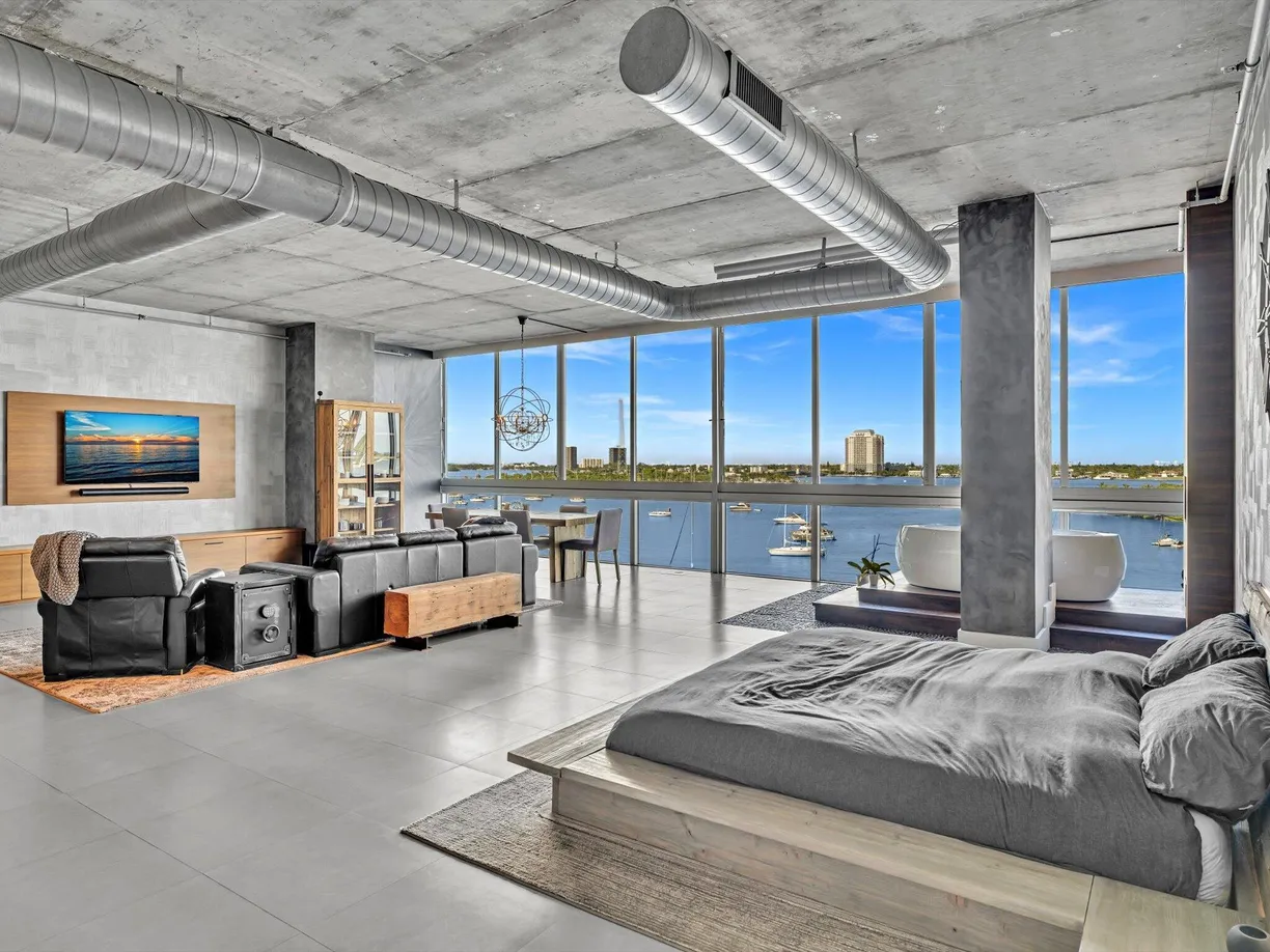 South Florida Real Estate | View 7934 West Drive, 604 | 2 Beds, 2 Baths