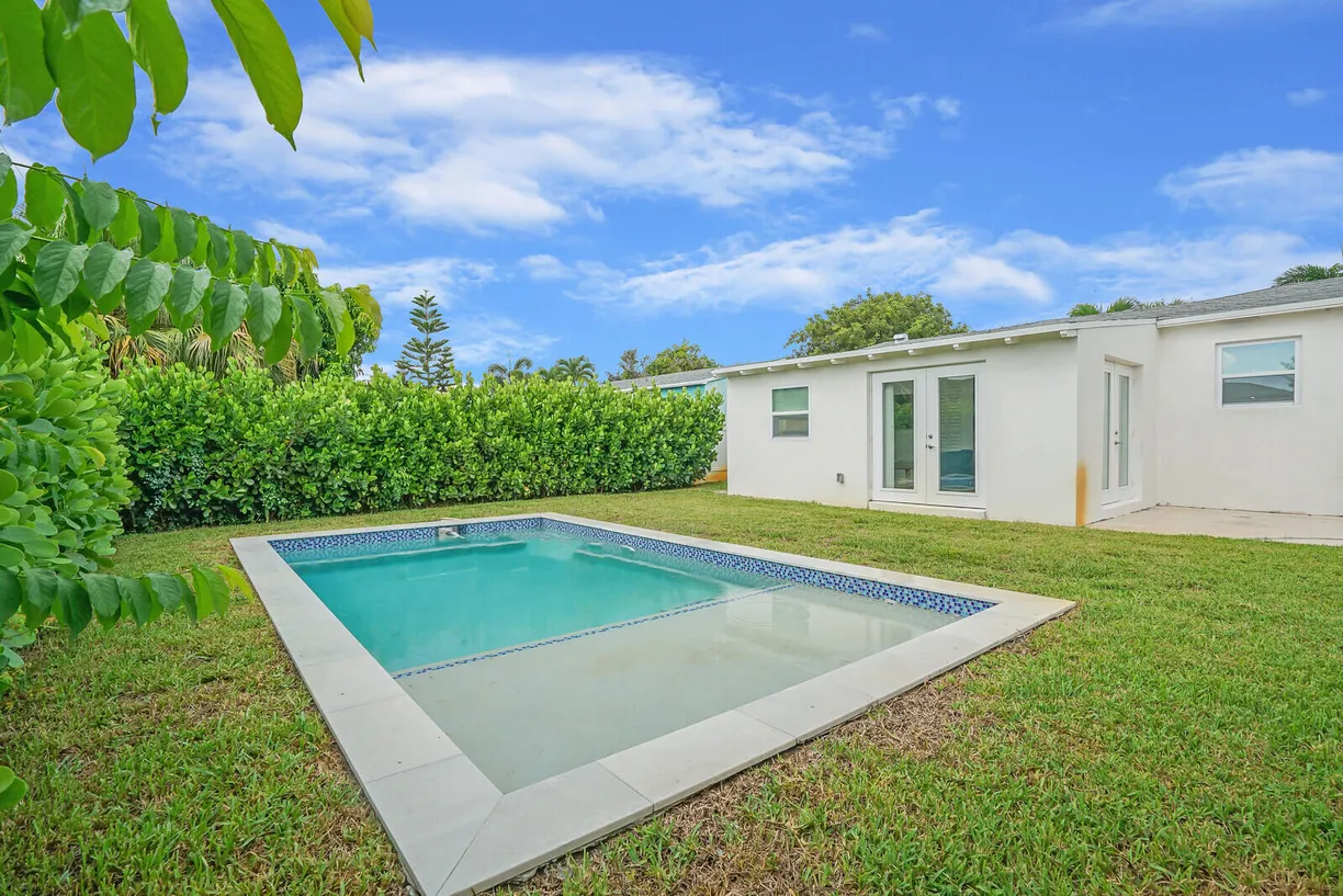 South Florida Real Estate | View 340 Summa Street | 3 Beds, 2 Baths