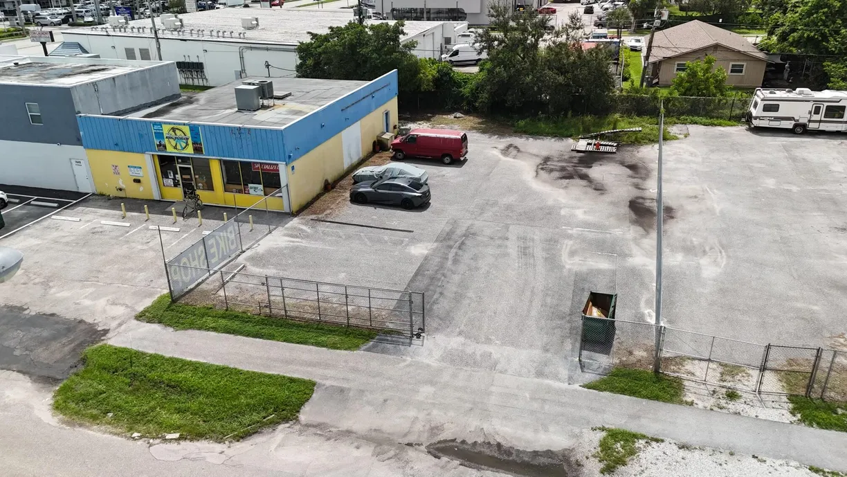 South Florida Real Estate | View 1649 N Military Trail | Listing