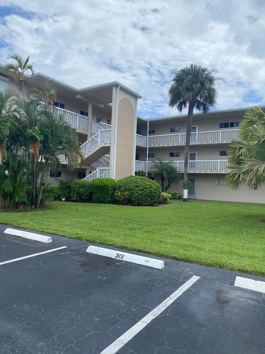 South Florida Real Estate | View 2856 S Garden Drive, 201 | Listing