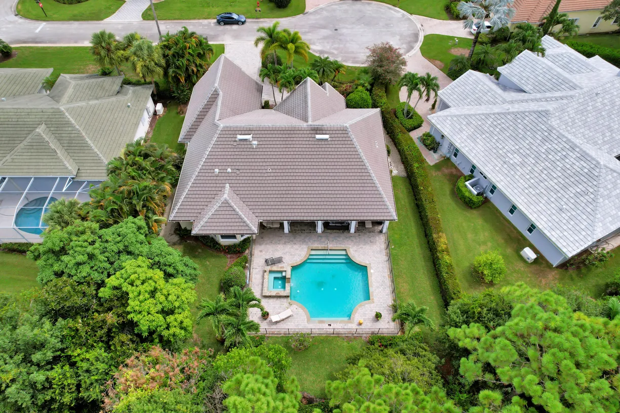 South Florida Real Estate | View 7826 SE Tuliptree Court | Listing