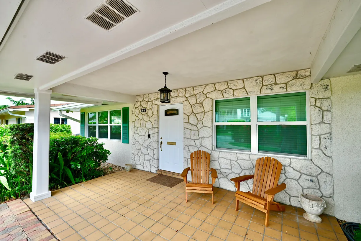 South Florida Real Estate | View 129 Alhambra Place | Listing