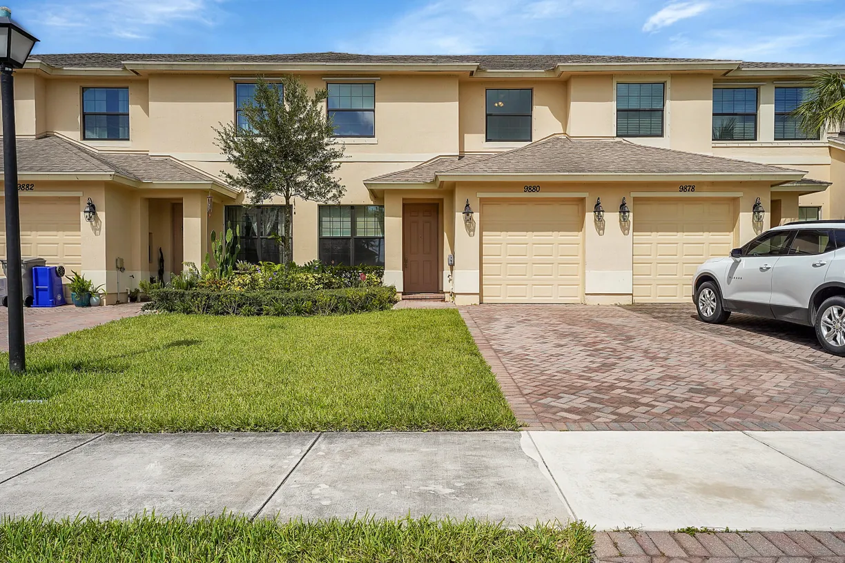 South Florida Real Estate | View 9880 E Villa Circle | 3 Beds, 2 Baths