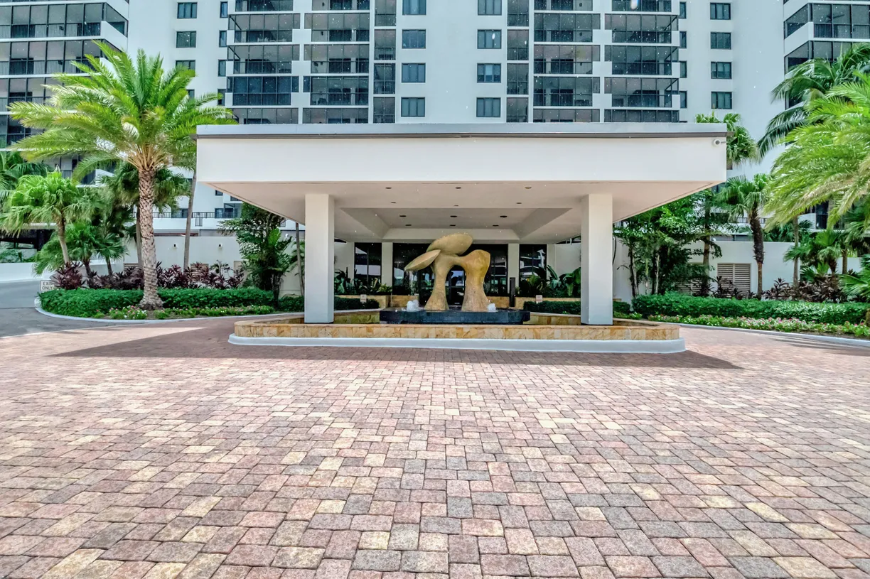 South Florida Real Estate | View 3400 S Ocean Boulevard, 6-G | Listing
