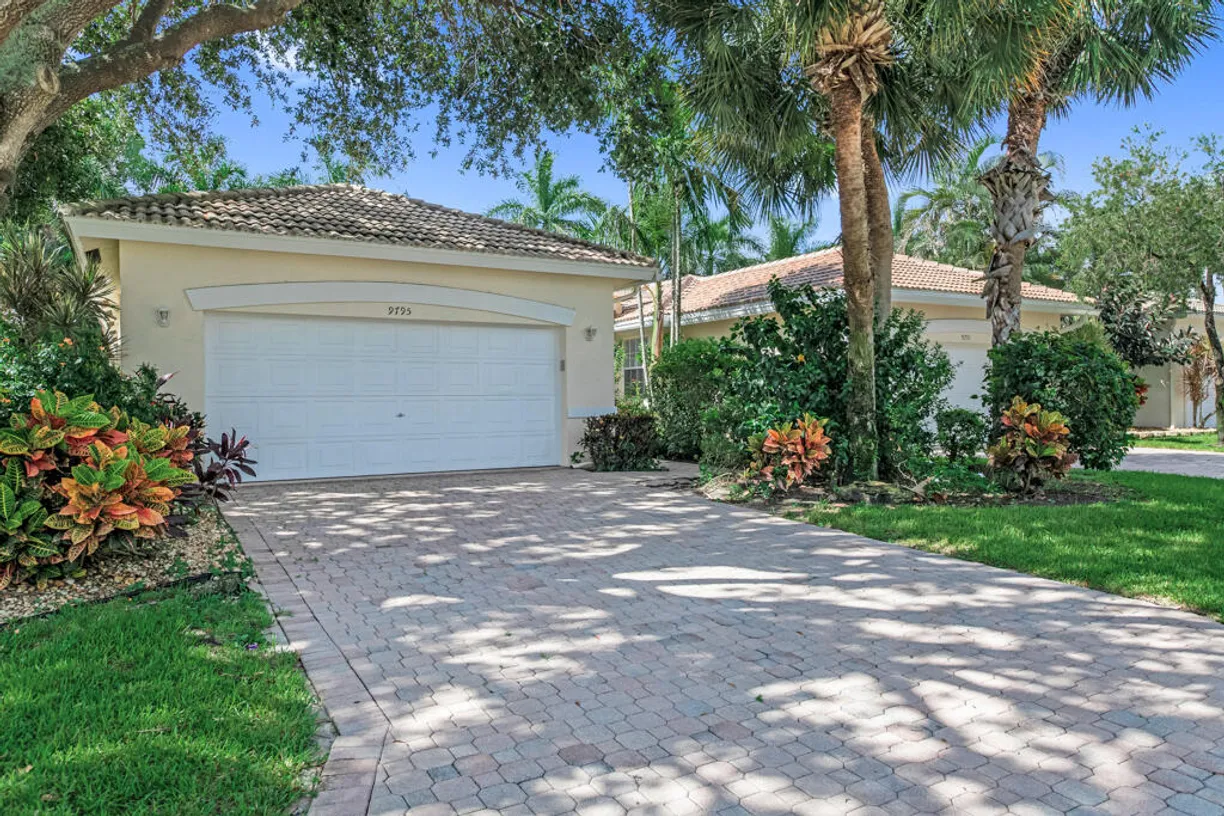 South Florida Real Estate | View 9795 Crescent View Drive | 2 Beds, 2 Baths