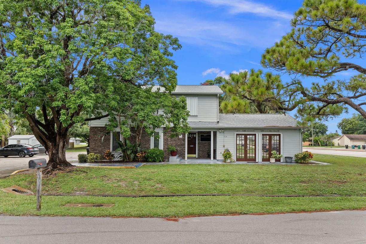 South Florida Real Estate | View 1514 SE Port St Lucie Boulevard | Listing