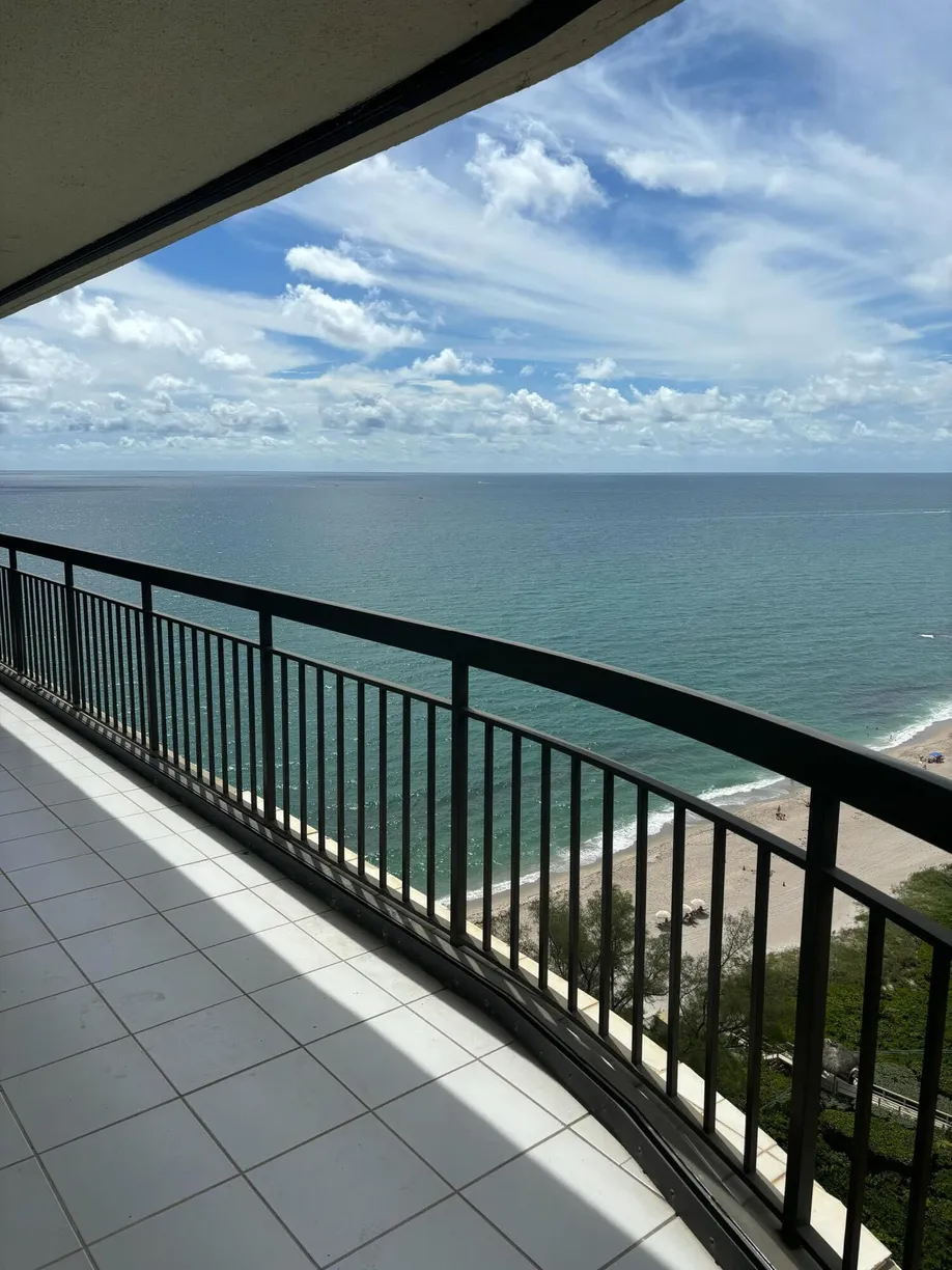 South Florida Real Estate | View 4000 N Ocean Drive, 2204 | 2 Beds, 3 Baths