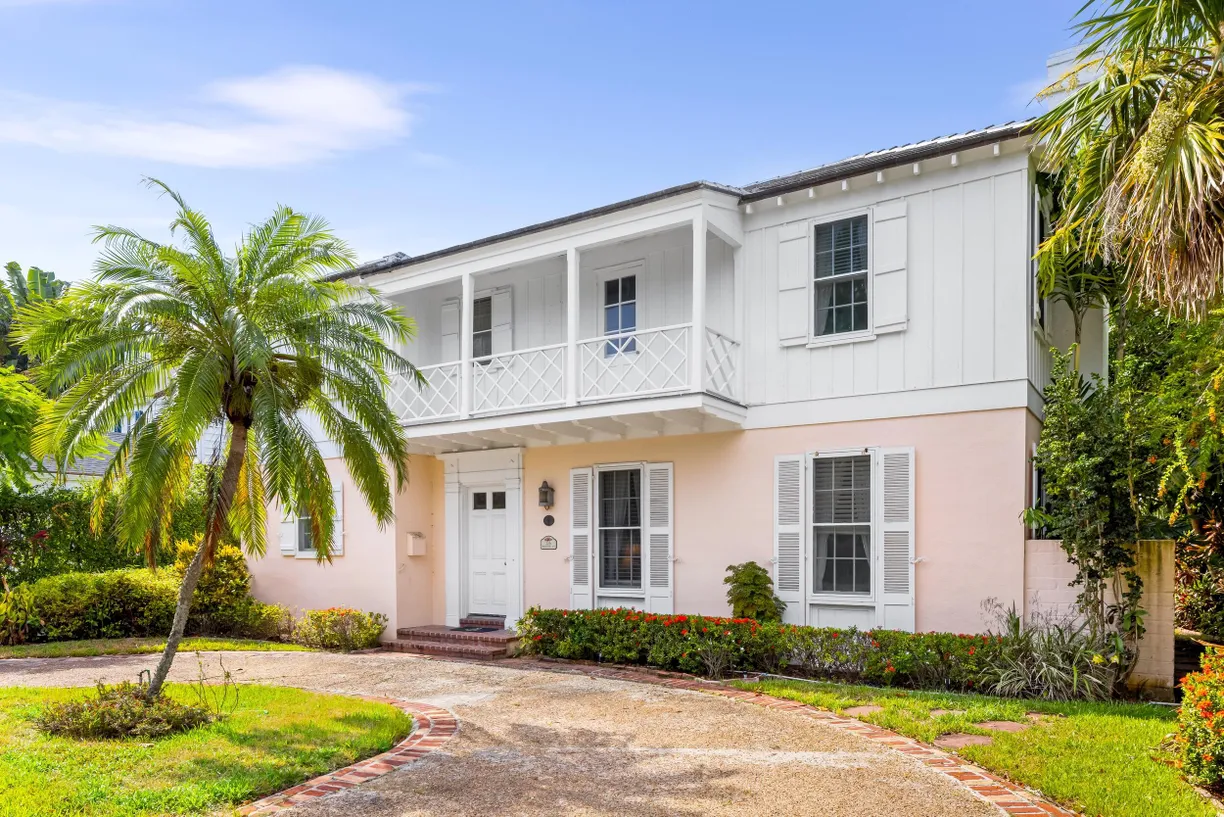 South Florida Real Estate | View 216 Pendleton Avenue | Listing