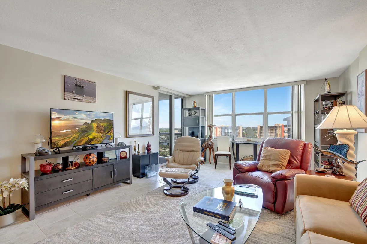 South Florida Real Estate | View 3015 N Ocean Boulevard, 17b | Listing