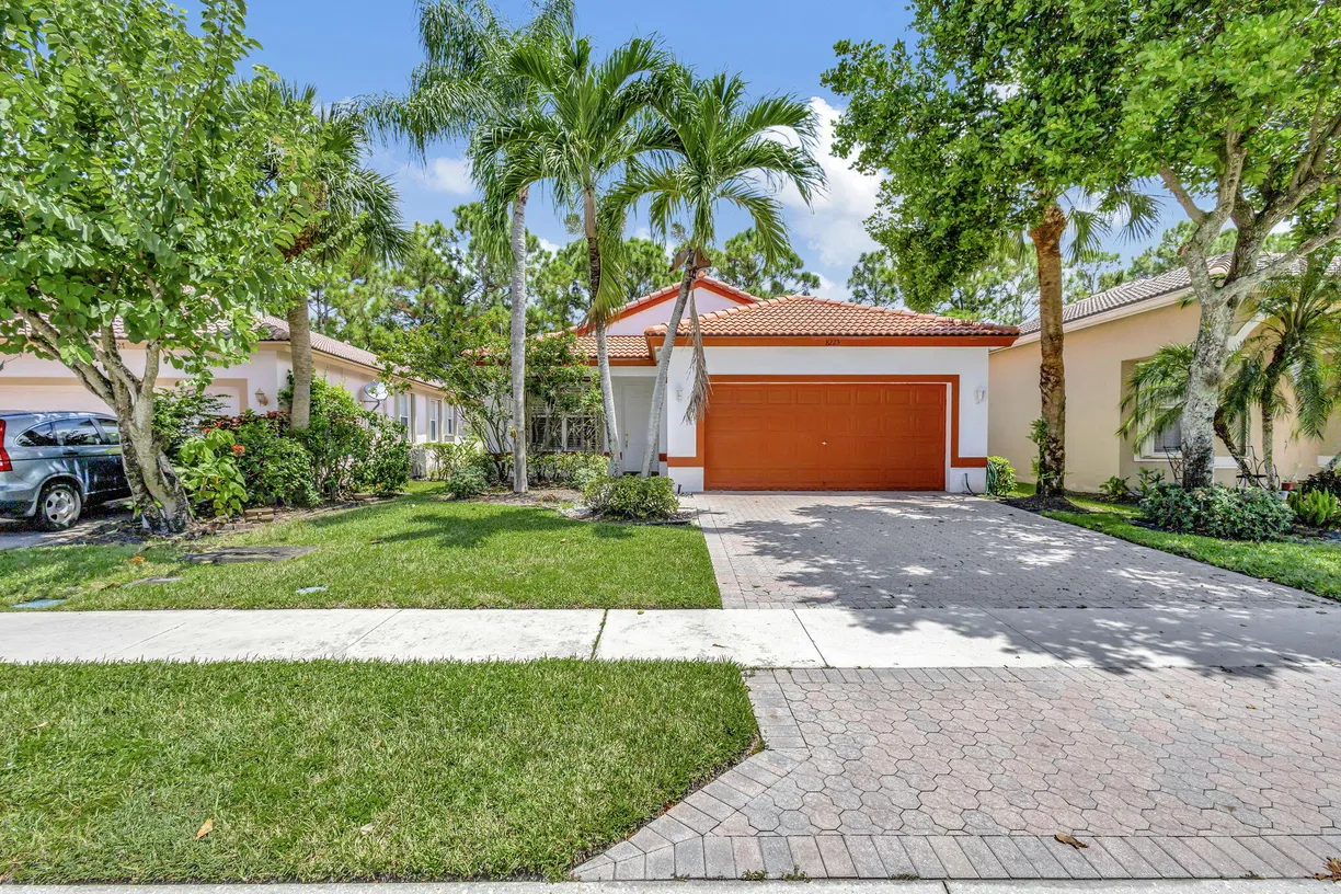 South Florida Real Estate | View 8223 Bellafiore Way | Listing